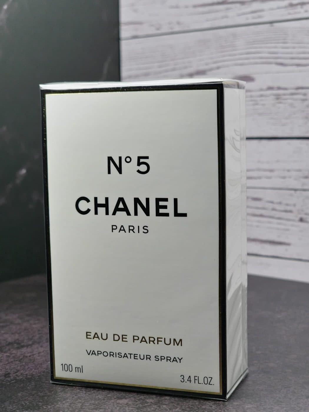 Chanel N°5 Eau de Parfum 100 ml perfume box