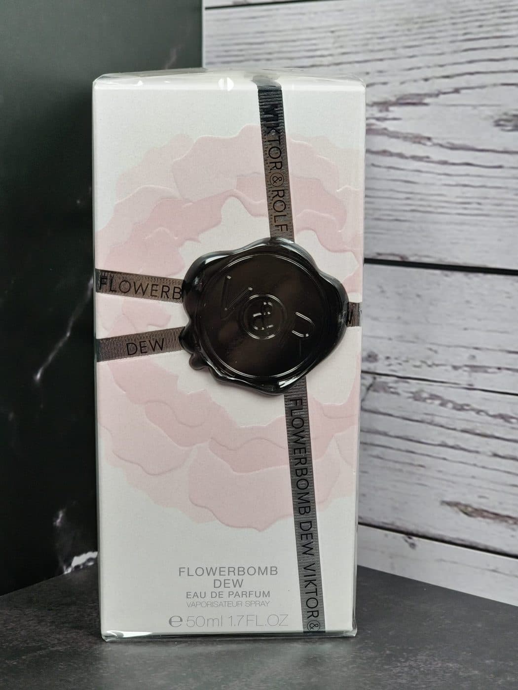 Viktor & Rolf Flowerbomb Dew Eau de Parfum 50 ml perfume box